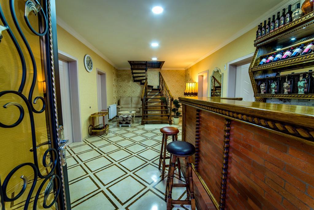 Hotel Guglux &Wine Cellar Telavi Exterior photo
